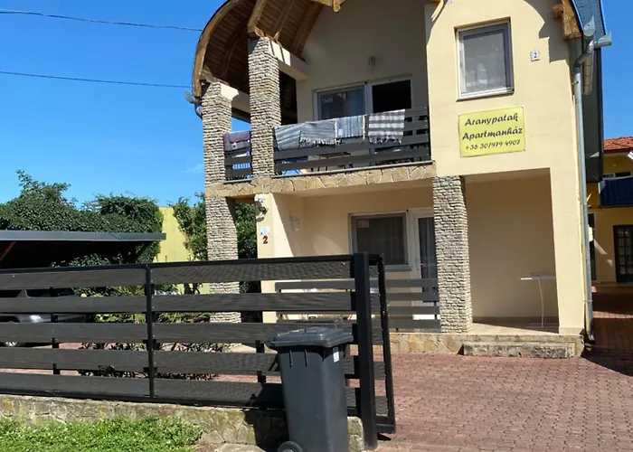 Apartment Aranypatak Apartmanhaz